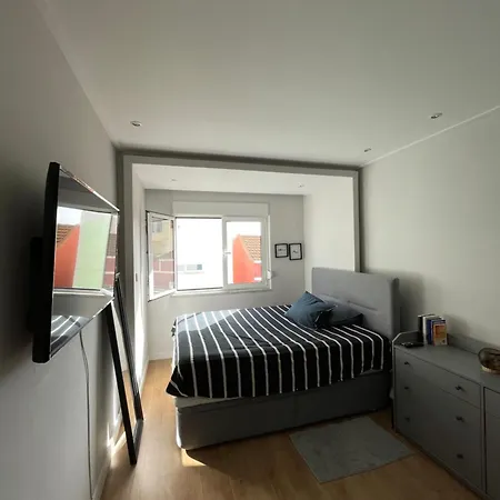Duplo Amplo E Renovado Close To Lisbon Pensionat Almada