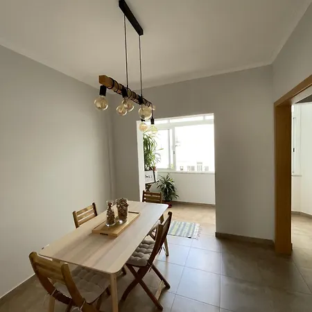 Duplo Amplo E Renovado Close To Lisbon Pensionat Almada